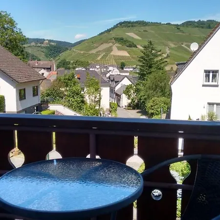 Burgblick - Ahrtal 度假居 *